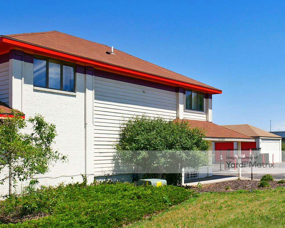 Public Storage 10201 Woodcrest Drive NW, Coon Rapids RENTCafé